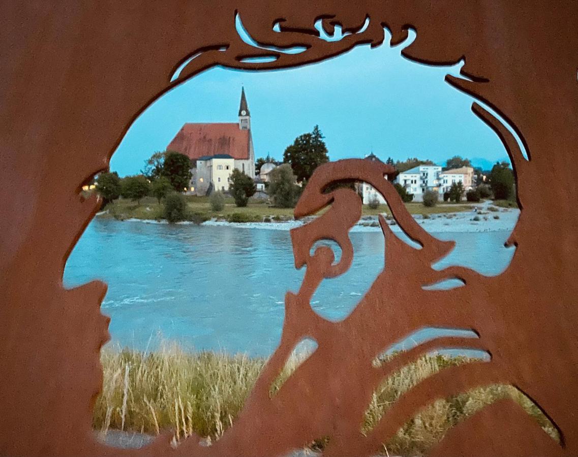 Ferienwohnung An Der Romantischen Salzachschleife Naehe Salzburg Laufen Dış mekan fotoğraf