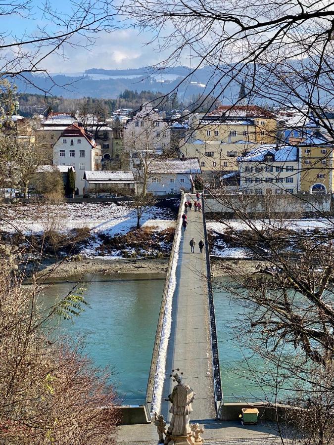 Ferienwohnung An Der Romantischen Salzachschleife Naehe Salzburg Laufen Dış mekan fotoğraf
